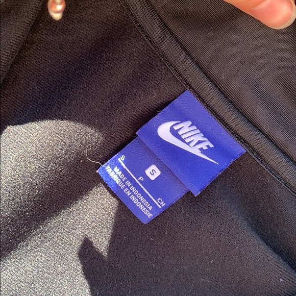 Nike zip up - Picture 2 of 2